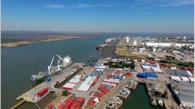 Por la baja en las importaciones de GNL, en 2018 se movilizaron un 17% menos de cargas en el puerto de Bahía Blanca