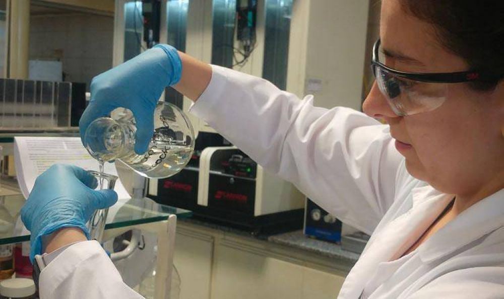 Ra�zen Argentina desarroll� en el pa�s un lubricante �nico en el mundo