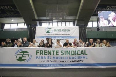 Gremios vinculados al transporte de carga y pasajeros y empleados de Anses se suman a la marcha contra los tarifazos