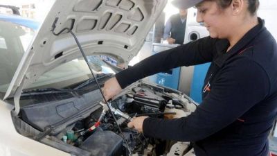 Las estaciones de GNC analizan el llamado del Gobierno a la subasta de precios de gas
