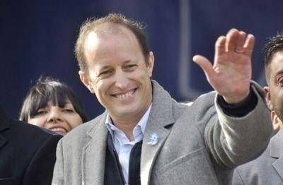 En el PJ ya mueven el nombre de Insaurralde para la pelea con Vidal