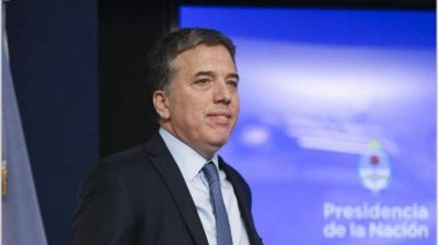Producci�n y Dujovne pelean por un bono para la industria metal�rgica