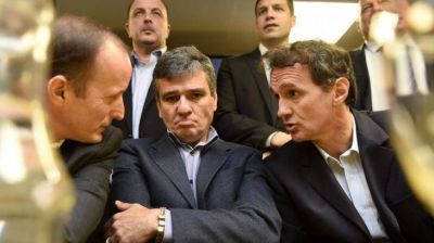 Logra Insaurralde el apoyo de los intendentes K y asoma como adversario de Vidal en la Provincia