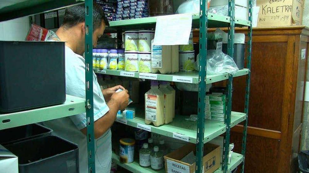 �lvarez: Tenemos suficientes medicamentos en el hospital 