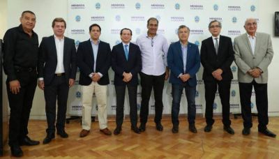 Empleados de Estaciones de Servicio reunieron con el Ministro de Producci�n