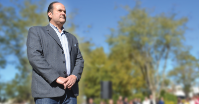 Olivera firm� un convenio con el ministro Roberto Gigante