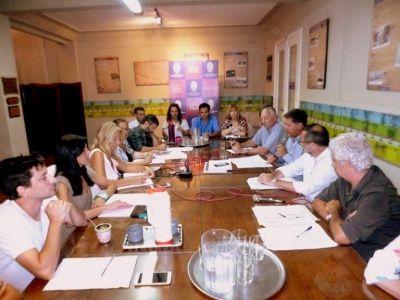 Concejo en Comisi�n: �Hay que instalar el despacho del intendente dentro del Hospital?