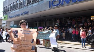 Conflicto en IOMA: �Hace cuatro a�os que vengo luchando por tener acompa�antes terap�uticos�
