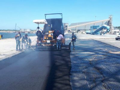 ROJAS: �Seguimos trabajando con obras para mejorar la log�stica interna de Puerto Quequ�n�