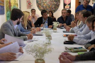Vidal dio un paso hacia el desdoblamiento y el PJ denuncia que busca 