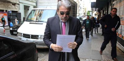 An�bal Fern�ndez ya trabaja para Cristina Kirchner en la Provincia y pide que sea candidata