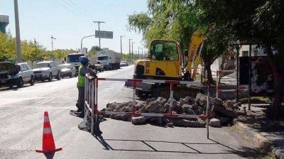Comenz� el recambio de ca�er�as cloacales