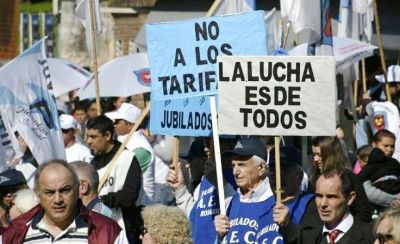 Anuncian la tercera movilizaci�n nacional en Mar del Plata contra los tarifazos
