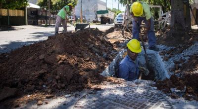 Avanza a buen ritmo una importante obra de cloacas que beneficiar� a 900 quilme�os