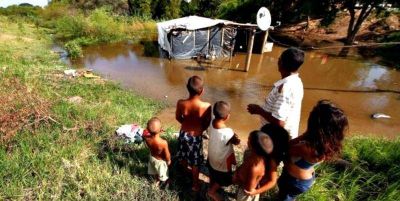 Las juventudes de 35 sindicatos de la Regi�n juntan donaciones para los inundados del Litoral