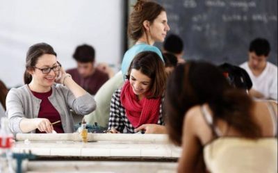 Con m�s de 30 mil inscriptos en la UNLP, comienzan los cursos de ingreso de las distintas carreras 