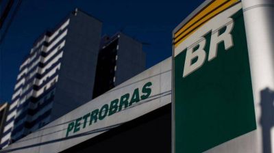 Petrobras es favorito en batalla accionaria de Brasil: JPMorgan