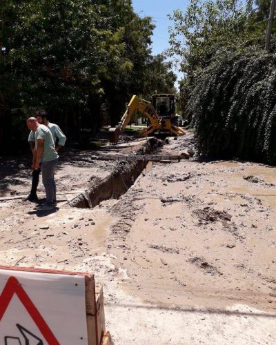 El acueducto norte sum� otra fisura en Castells y se estira la habilitaci�n