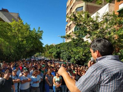 Trabajadores estatales de Neuqu�n rompen el techo de aumento salarial