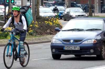 La OIT pidi� regular el trabajo en econom�as de plataforma como Uber o Rappi