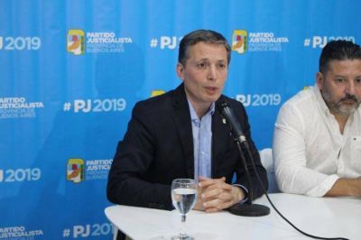 Cumbre del PJ bonaerense en Santa Teresita: los intendentes en pie de guerra por el desdoblamiento