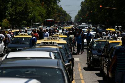 Se aprob� la ordenanza que profundiza las sanciones a choferes de UBER