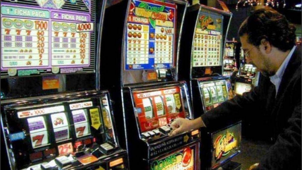 Comienza la carrera para explotar tragamonedas en la provincia