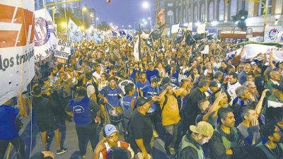 Mar del Plata ardi� contra el tarifazo