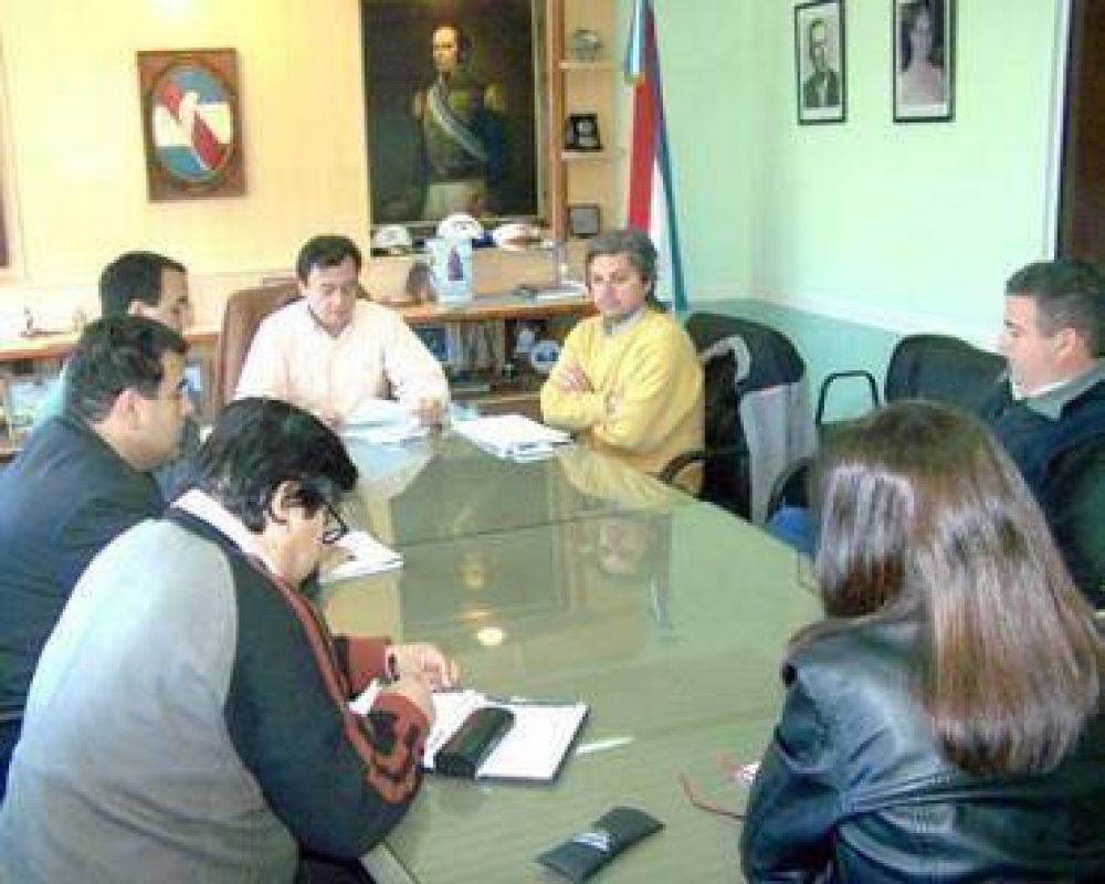 El Intendente se reuni� con gremialistas