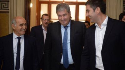 Vidal se resiste a darle una mega obra a Ceosa y ahora pide un informe del Colegio de Ingenieros