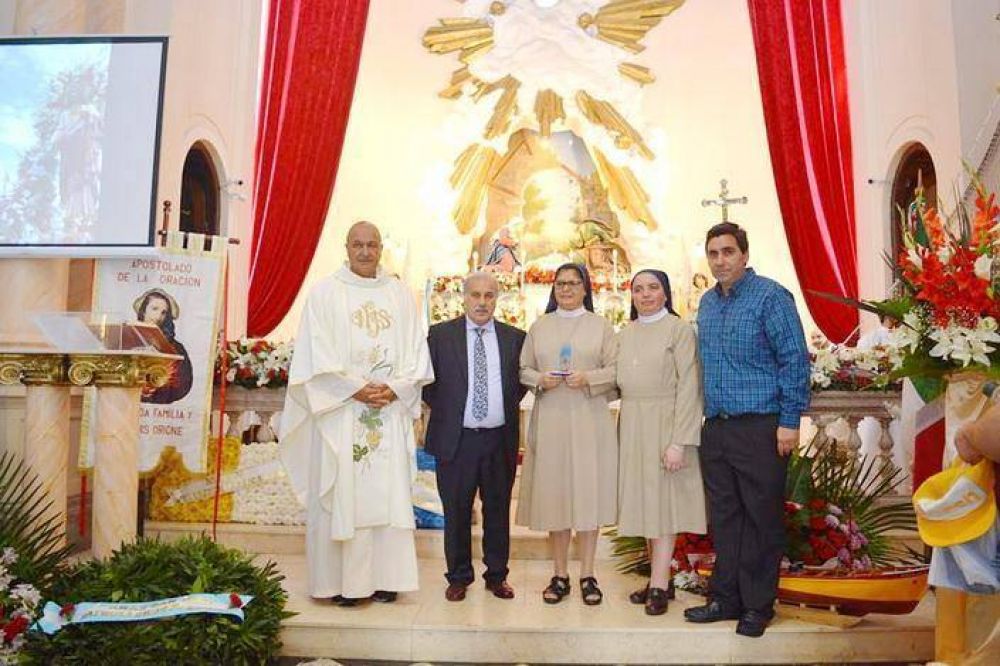 Misa por los pescadores y reconocimiento en la Fiesta de San Salvador