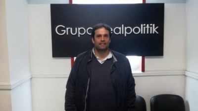 Juan Debandi: �En Tres de Febrero la gente ya no nos habla de las tarifas, viene a pedir comida�