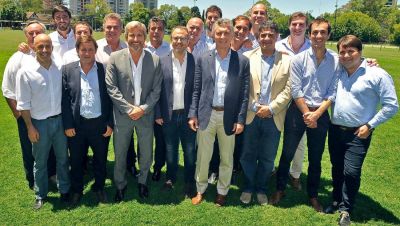 Garro y otros intendentes pidieron a Frigerio eliminar las PASO