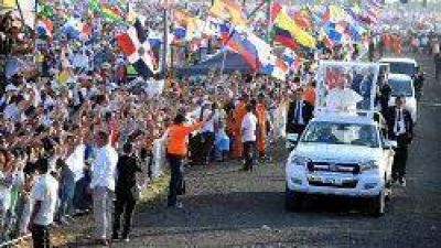 El Papa a los voluntarios: sigan adelante, con coraje y valent�a