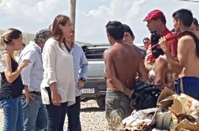 La Gobernadora recorri� las obras en el basural y dialog� con los recicladores