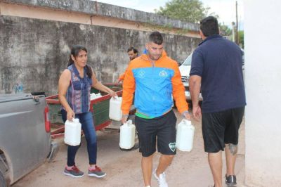 Obras Sanitarias llevó solidaridad a los Juríes en Santiago del Estero tras los desastres