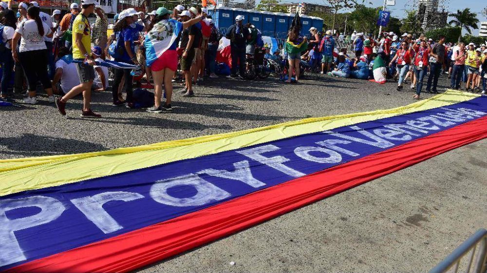 Venezuela; Spadaro: la Santa Sede espera con hilo y aguja para remendar