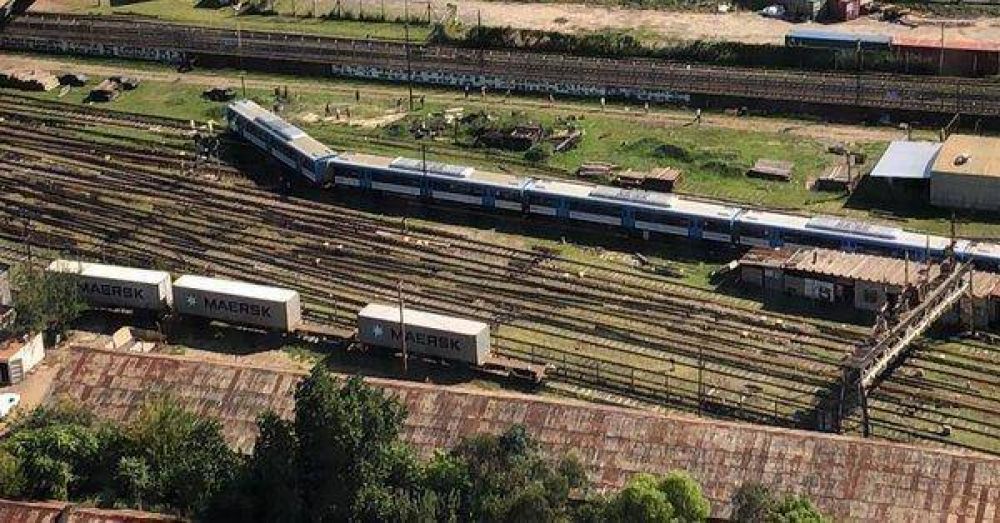 Descarril un tren del ramal Tigre en retiro y evacuaron a los pasajeros