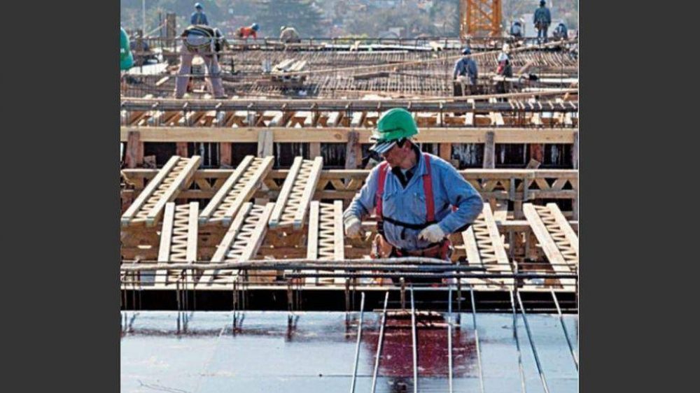 Se derrumb� el salario y no prev�n recuperaci�n