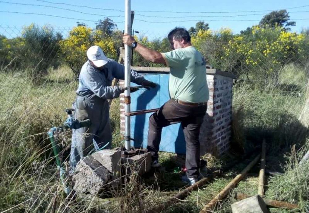 Nueva bomba en Claraz para garantizar un buen caudal de agua en toda la localidad 