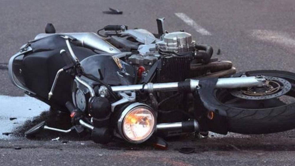 Impulsan que quienes no usen casco no podr�n surtir nafta en sus motos