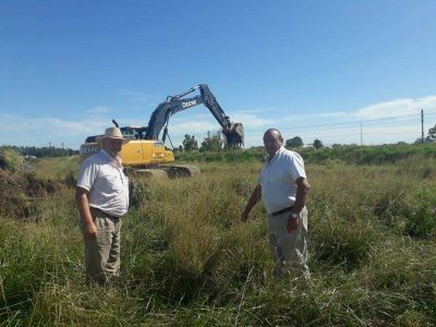 S�nchez y Poggi recorriendo el sector de ampliaci�n del Parque Industrial: Realizar�n playa de estacionamiento para camiones