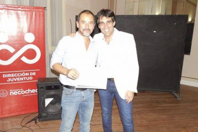 �L�pez ha lidiado en un terreno complicado y da respuestas�