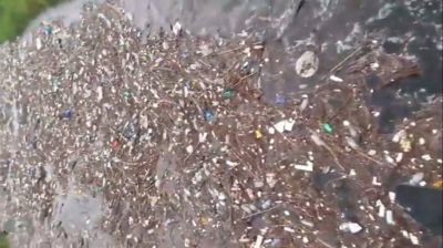 Video muestra c�mo la basura tucumana llega de a toneladas al dique de Las Termas