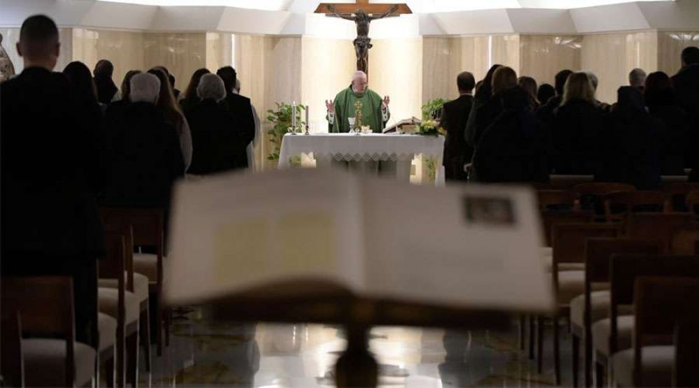 Papa Francisco: La vida cristiana no es un carnaval, tiene momentos bellos y dif�ciles