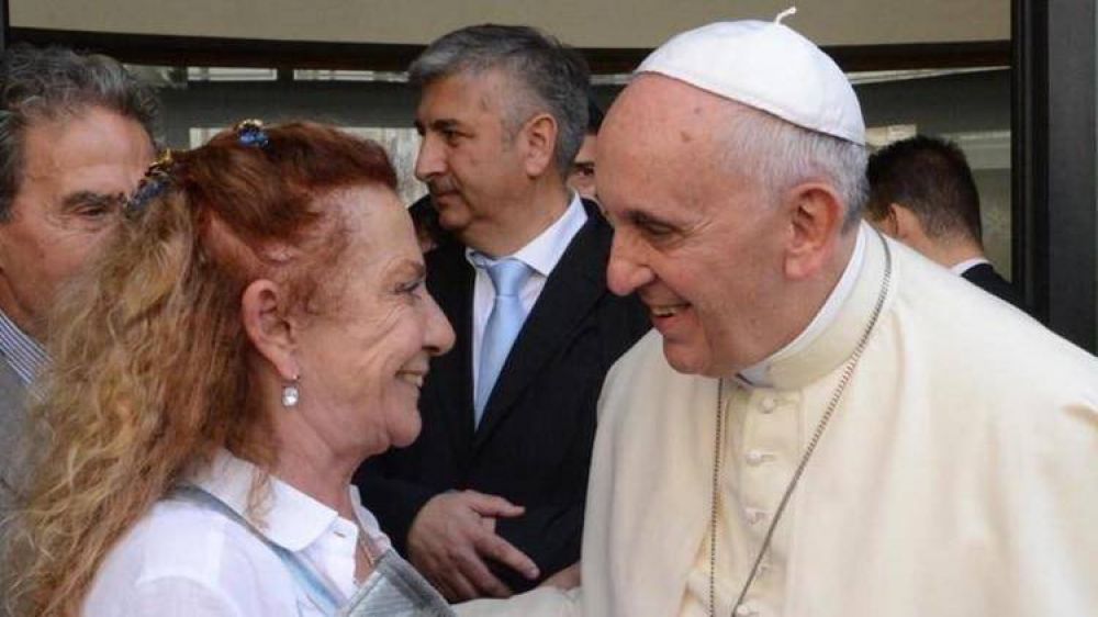 Una periodista amiga del papa Francisco le contest� a Catherine Fulop