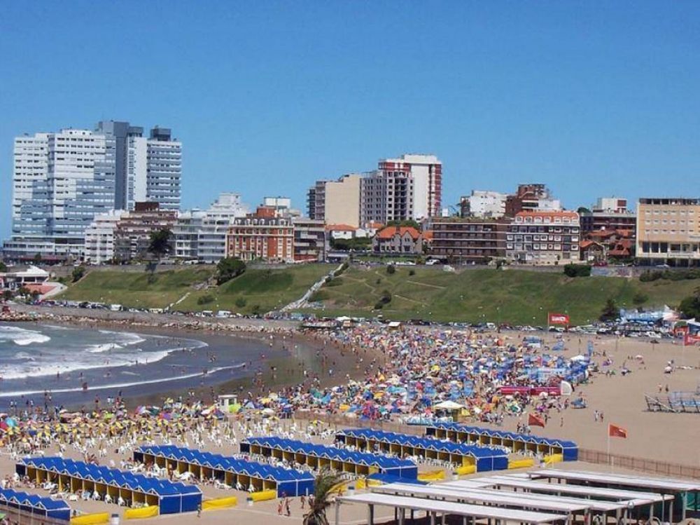 Los costos de vacacionar en la costa argentina: todos los nmeros de una temporada devaluada