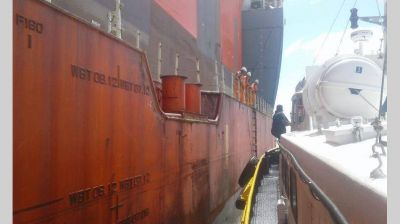Lleg� el barco con el que YPF podr� exportar GNL con el gas de Vaca Muerta