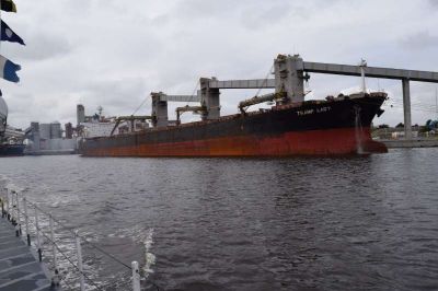 El mejor enero de la historia de Puerto Quequ�n 