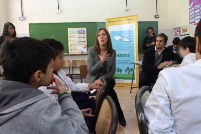 Docentes: Vidal convoca a los padres a 